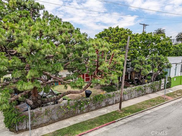 717 4th Avenue, Venice CA 90291