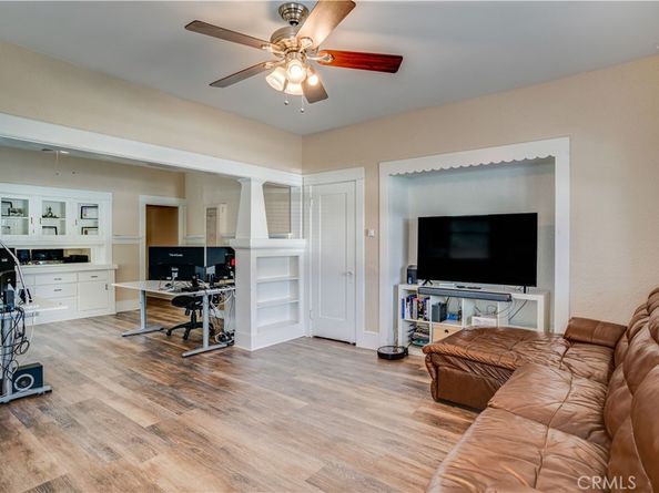 925 S Grand Avenue, San Pedro CA 90731