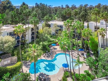 3605 W Hidden Lane