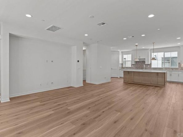 2536 Elderberry Lane, Carlsbad CA 92008