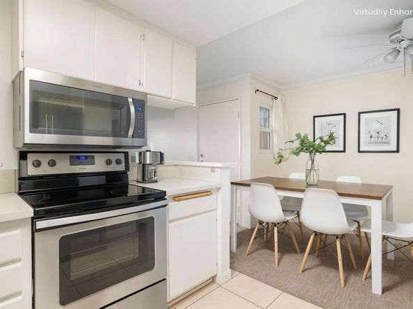 211 Woodland Pkwy, San Marcos CA 92069