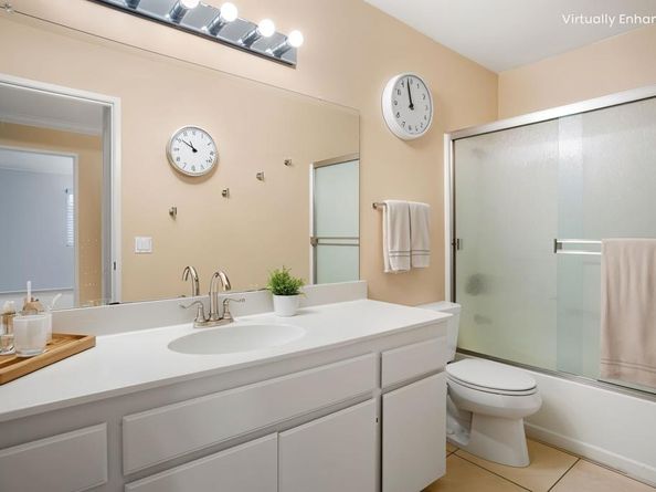 211 Woodland Pkwy, San Marcos CA 92069