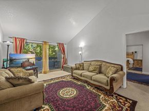 1350 N Escondido Boulevard 22, Escondido CA 92026