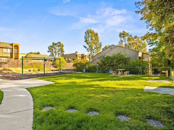 1350 N Escondido Boulevard 22, Escondido CA 92026