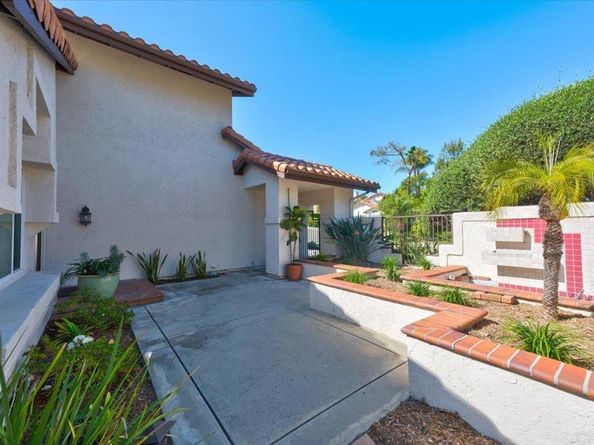 5163 Silver Bluff Drive, Oceanside CA 92057