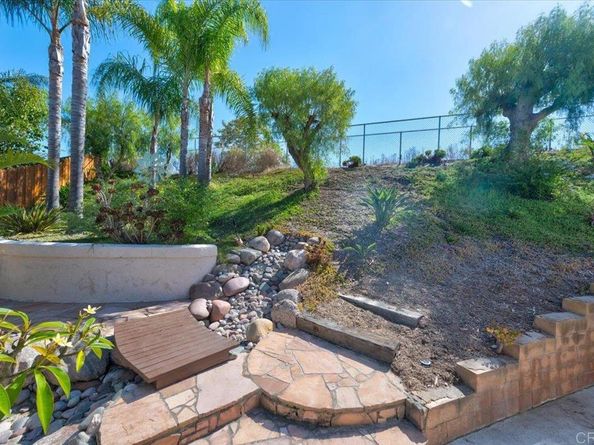 5163 Silver Bluff Drive, Oceanside CA 92057