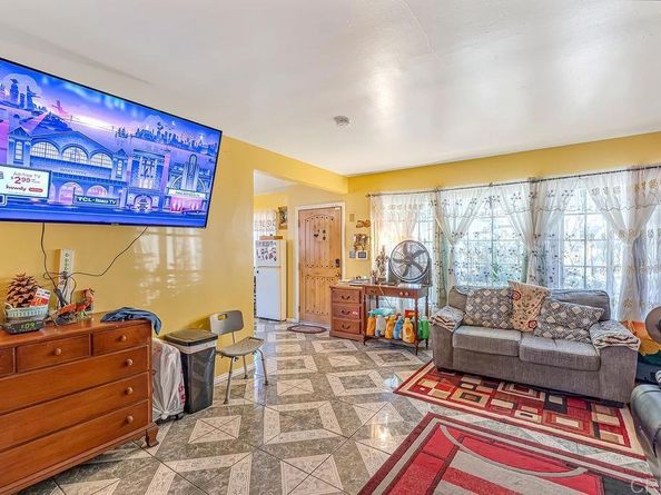 927 S Eucalyptus Ave, Inglewood CA 90301