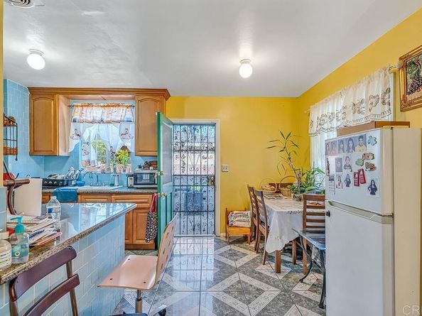 927 S Eucalyptus Ave, Inglewood CA 90301