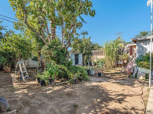 927 S Eucalyptus Ave, Inglewood CA 90301