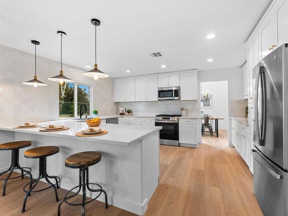 522 Lupine Way, Oceanside CA 92057