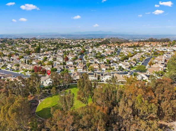 522 Lupine Way, Oceanside CA 92057