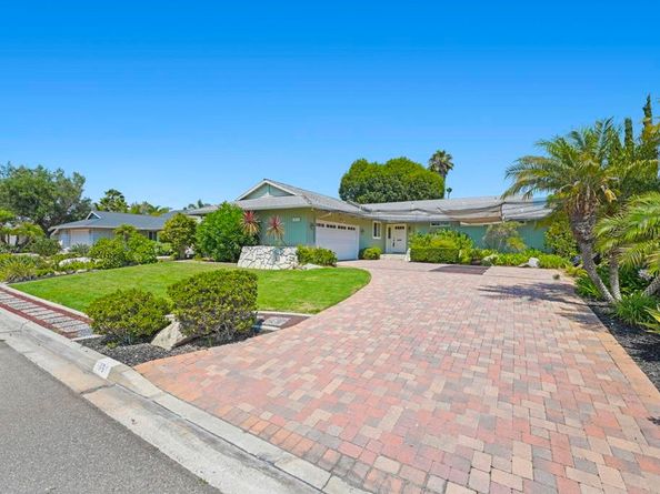 1051 La Reina Drive, San Marcos CA 92078