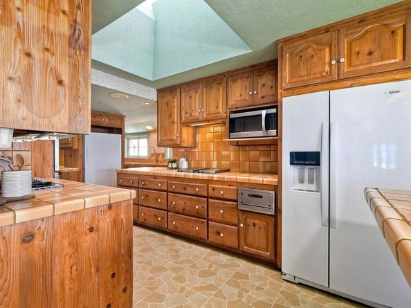 1931 S Pacific Street, Oceanside CA 92054