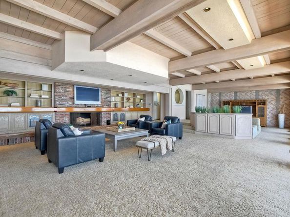 1931 S Pacific Street, Oceanside CA 92054