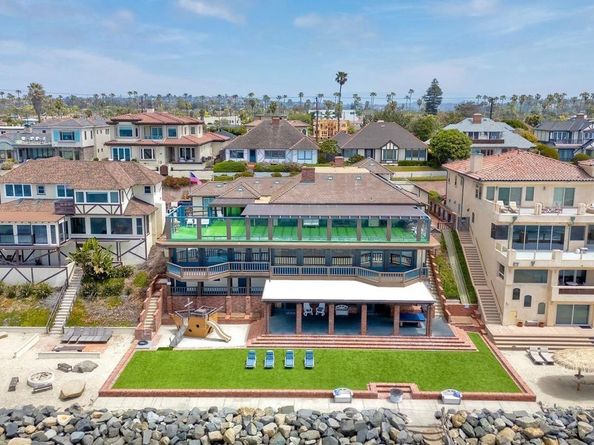 1931 S Pacific Street, Oceanside CA 92054