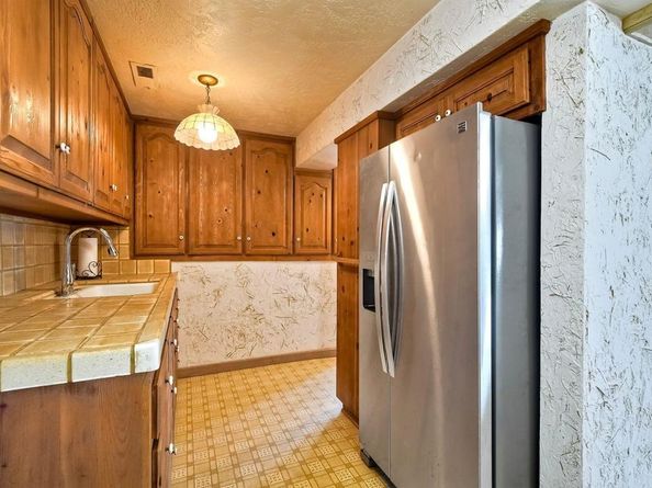 1931 S Pacific Street, Oceanside CA 92054