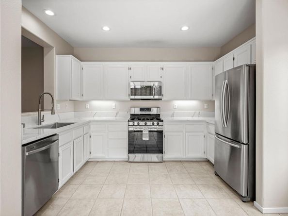 638 Sumner Way 2, Oceanside CA 92058