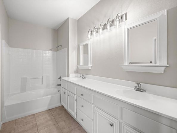 638 Sumner Way 2, Oceanside CA 92058