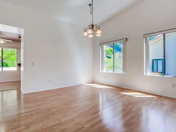 18035 Avenida Alozdra, San Diego CA 92128