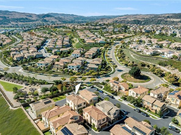 66 Fosco Street, Rancho Mission Viejo CA 92694