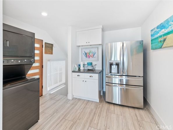 2212 W Oceanfront, Newport Beach CA 92663