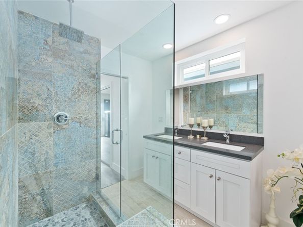 2212 W Oceanfront, Newport Beach CA 92663