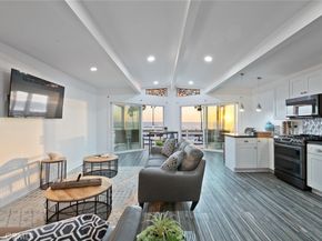 2212 W Oceanfront, Newport Beach CA 92663