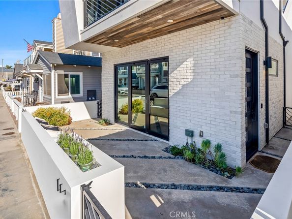 114 27th Street, Newport Beach CA 92663