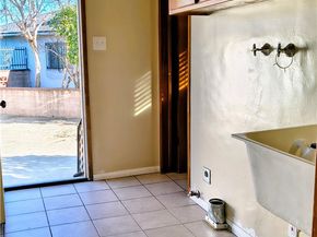 633 Maple Way, Upland CA 91786