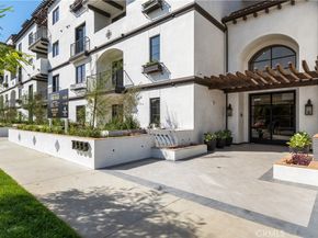 1333 S Orange Grove Avenue 109, Los Angeles CA 90019