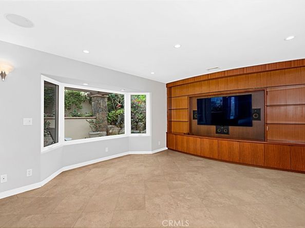 19331 Tomlee Avenue, Torrance CA 90503