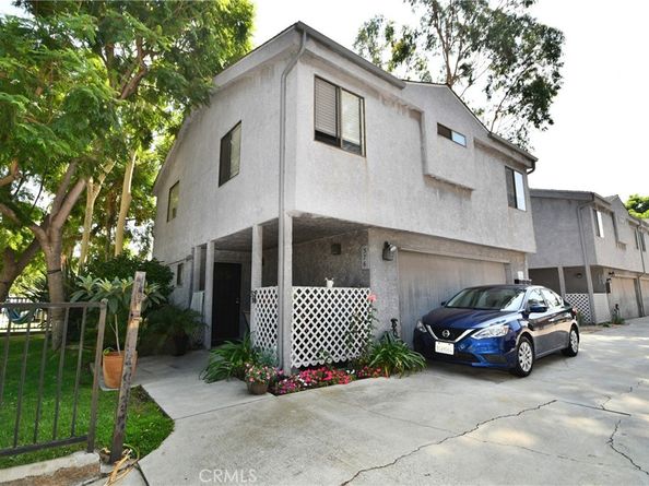 376 E Hillsdale Street, Inglewood CA 90302