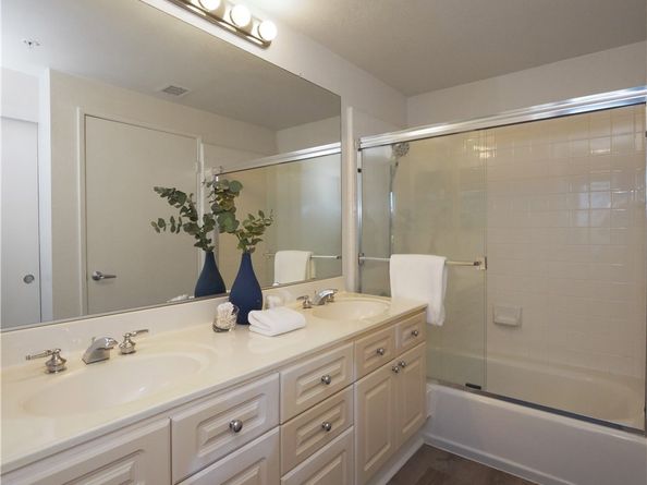 1281 Cabrillo Avenue 303, Torrance CA 90501