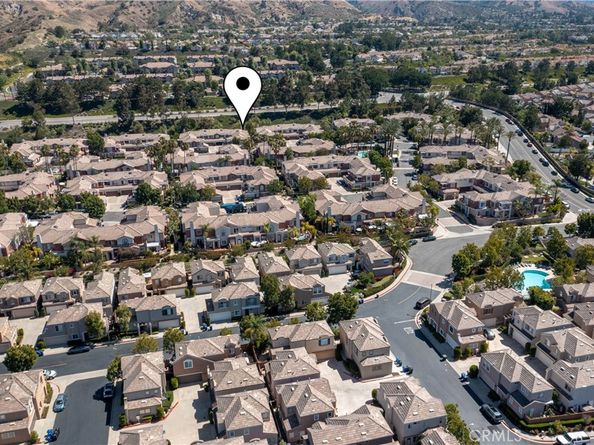 112 Santa Barbara Court, Lake Forest CA 92610