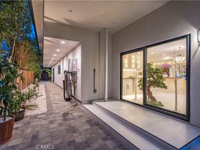 16572 Carousel, Huntington Beach CA 92649