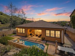 4977 Hydepark, Agoura Hills CA 91301