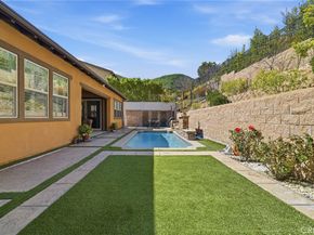 4977 Hydepark, Agoura Hills CA 91301