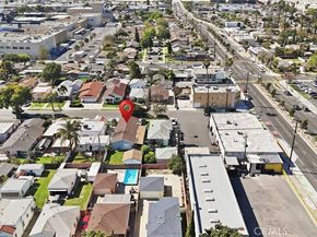 6576 California, Long Beach CA 90805