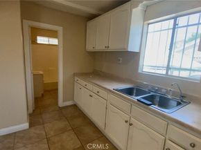 715 E 87th Place, Los Angeles CA 90002