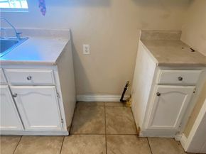 715 E 87th Place, Los Angeles CA 90002