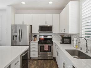 809 S Anaheim Boulevard 101, Anaheim CA 92805