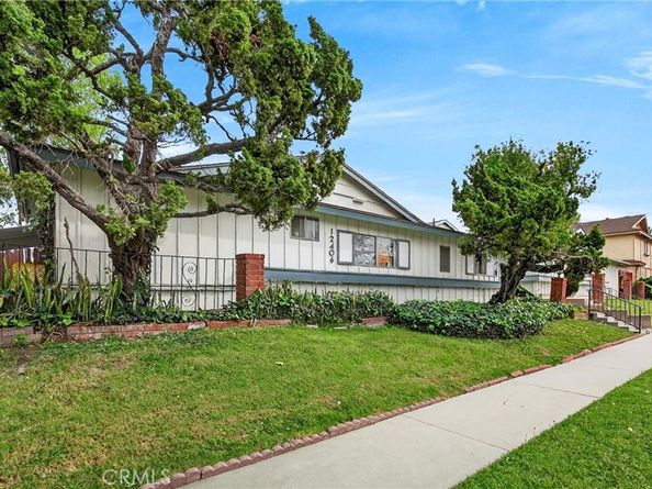 12406 Clearglen, Whittier CA 90604