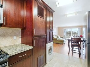 637 Atlantic 3, Long Beach CA 90802