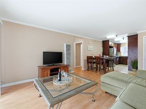 637 Atlantic 3, Long Beach CA 90802