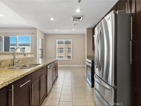 300 E 4th Street 304, Long Beach CA 90802