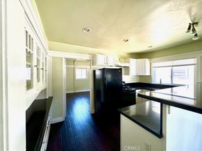 17 Bonito Avenue, Long Beach CA 90802