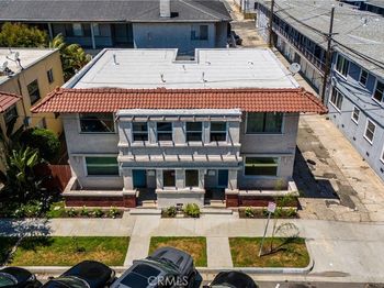 17 Bonito Avenue