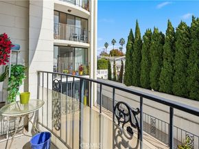 2601 E Ocean Boulevard 208, Long Beach CA 90803