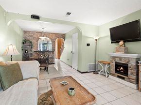 10158 Carefree Dr, Santee CA 92071