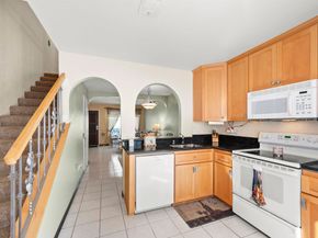 10158 Carefree Dr, Santee CA 92071